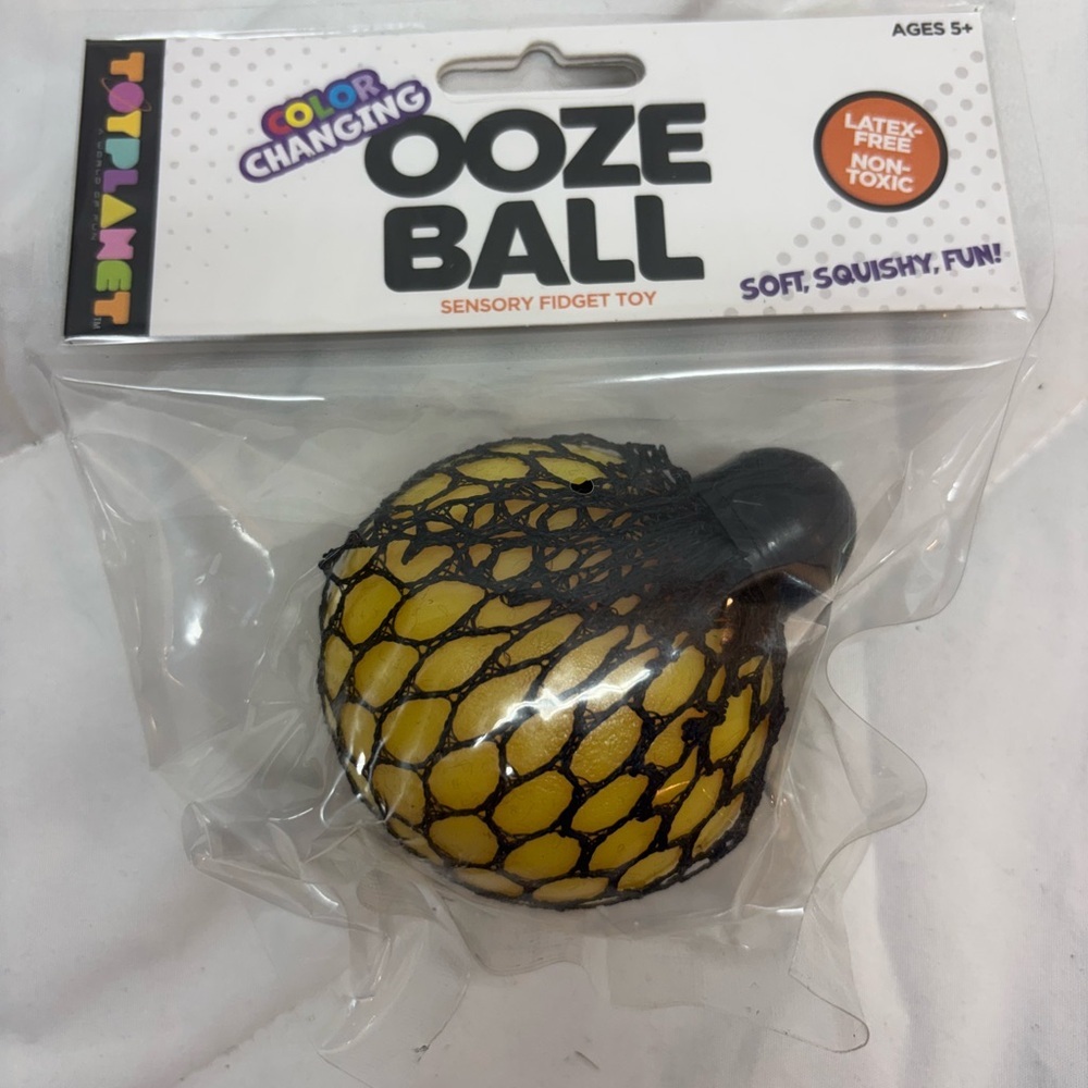 NWT Color Changing Ooze Ball Sensory Fidget Toy- Toy Planet yellow & orange
